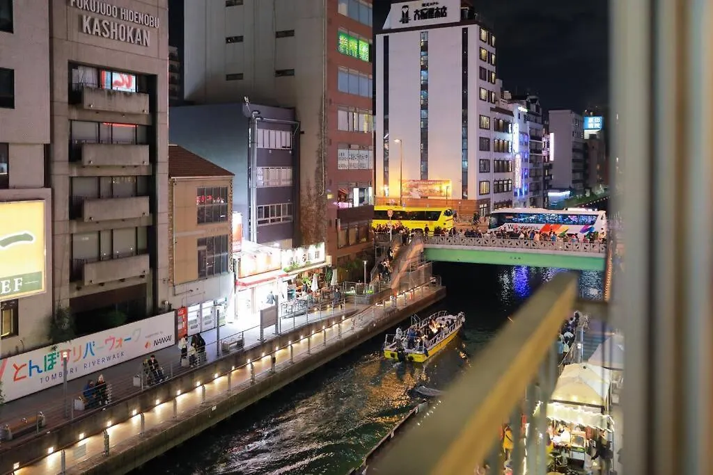 道頓堀民泊31＆Mini浮世絵美術館、道頓堀心斎橋真ん中、家族旅行、Family Trip Osaka location
