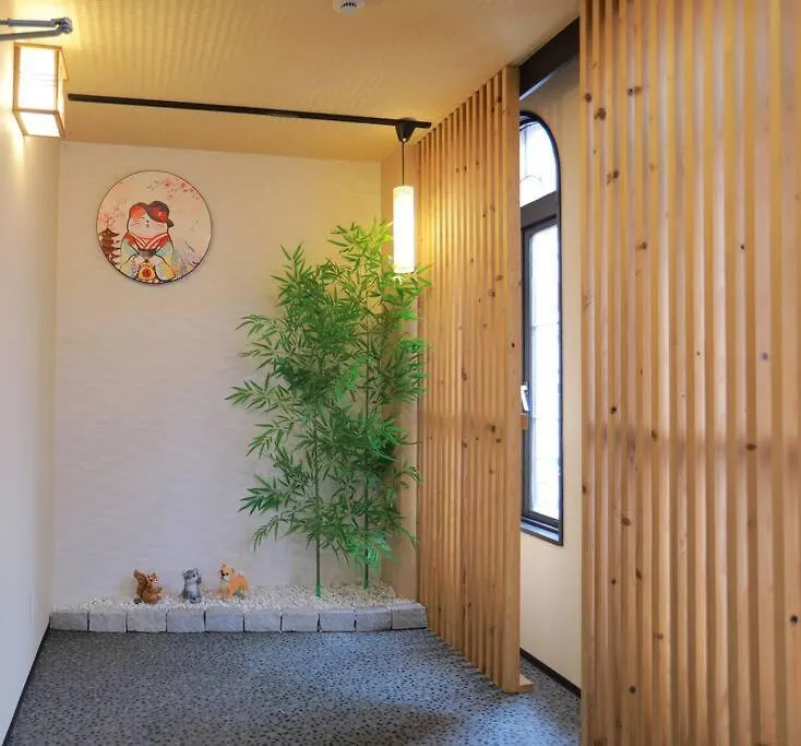 道頓堀民泊31＆Mini浮世絵美術館、道頓堀心斎橋真ん中、家族旅行、Family Trip Osaka公寓